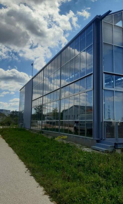 serre vitrée botanique pour le jardin des sciences de Besançon