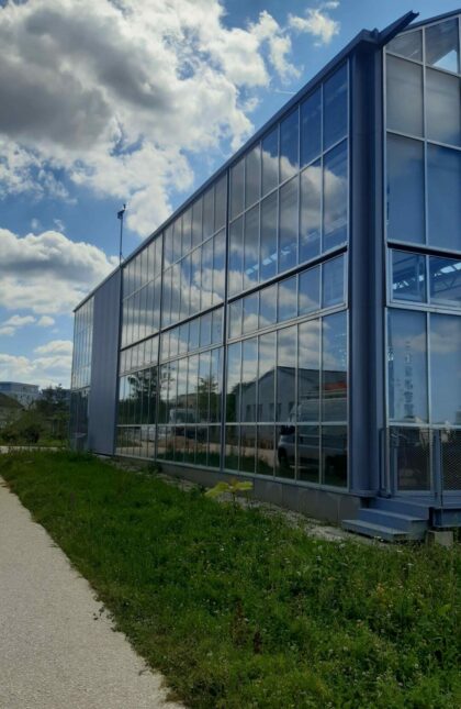 serre vitrée botanique pour le jardin des sciences de Besançon